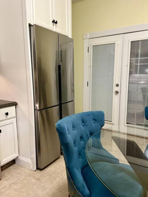 Your Home Away From Home - Jamaica Plain, Бостон Экстерьер фото